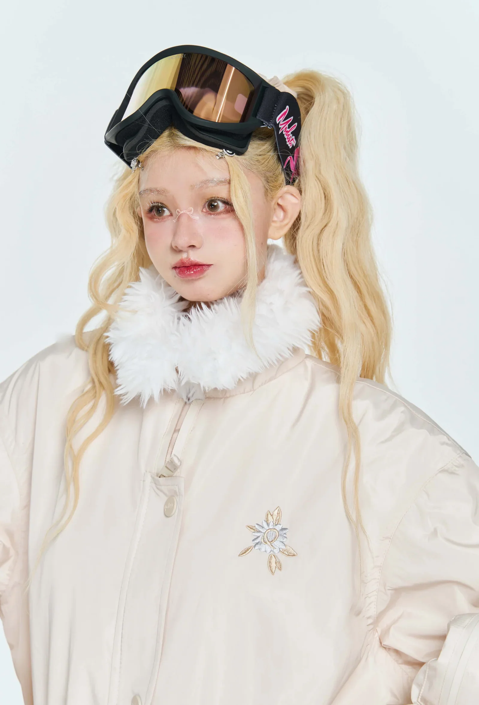 QLEO Fur Collar Suit - Image 5